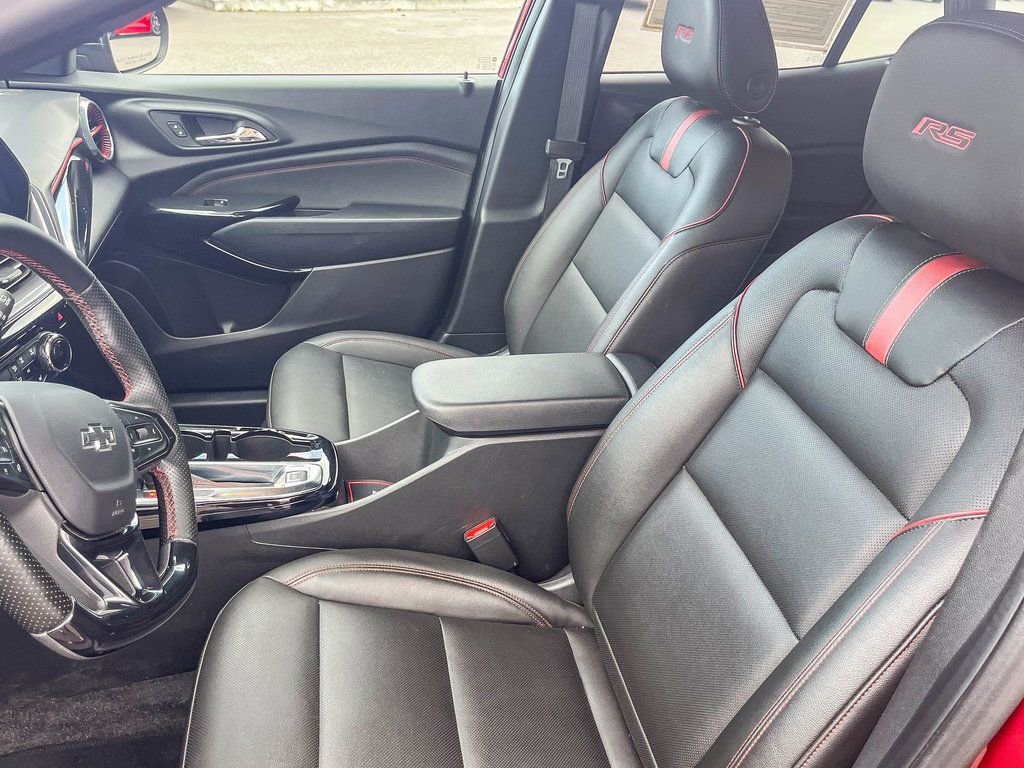 Certified 2024 Chevrolet Trax RS w/ Driver Confidence Package image 37