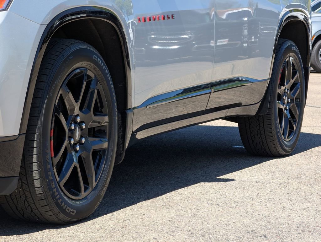 Used 2018 Chevrolet Traverse Premier w/ Redline Edition AWD/4WD image 5