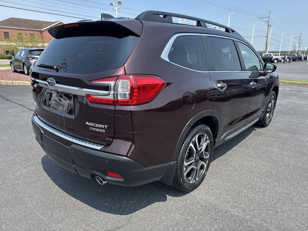 Used 2025 Subaru Ascent Touring w/ Popular Package #1 AWD/4WD image 8