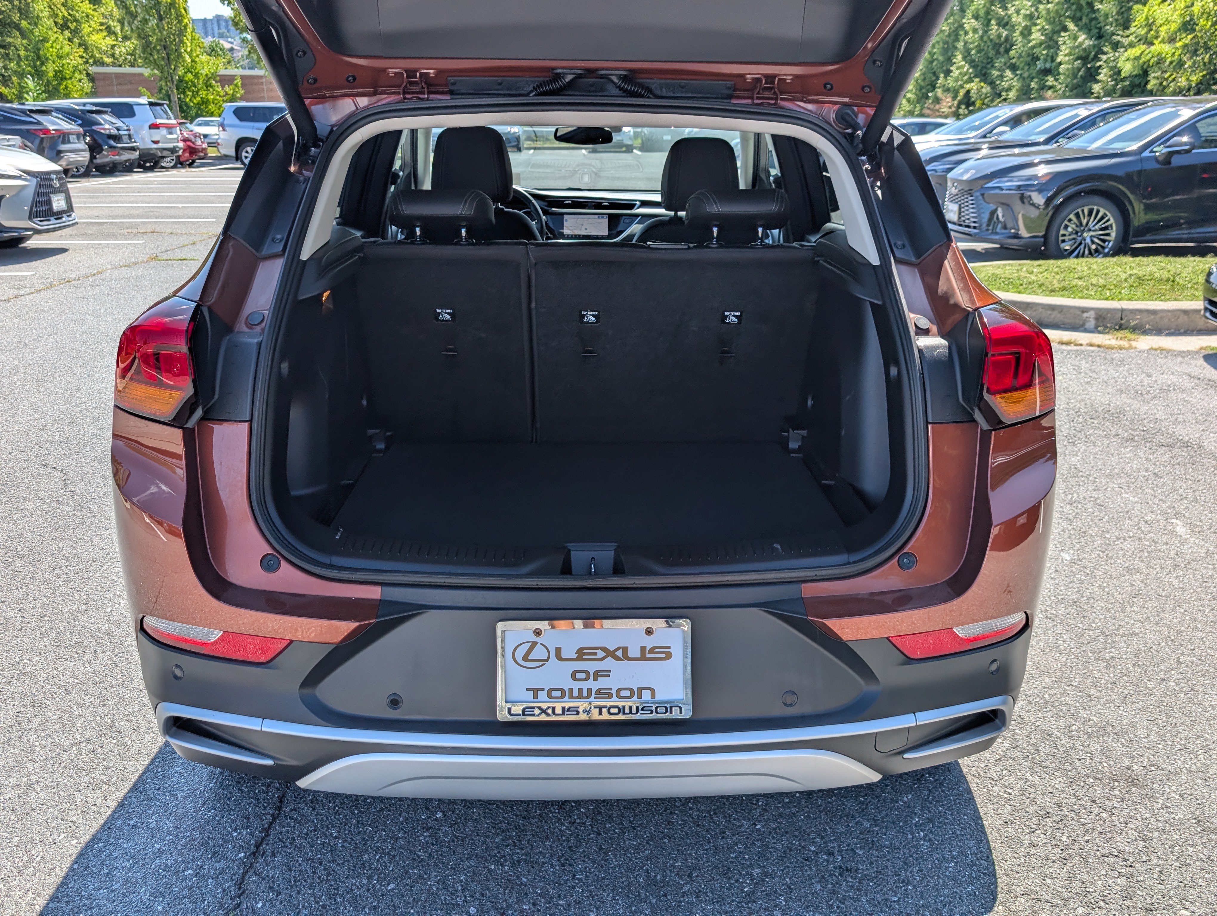 Used 2020 Buick Encore GX Select w/ Advanced Technology Package AWD/4WD image 13