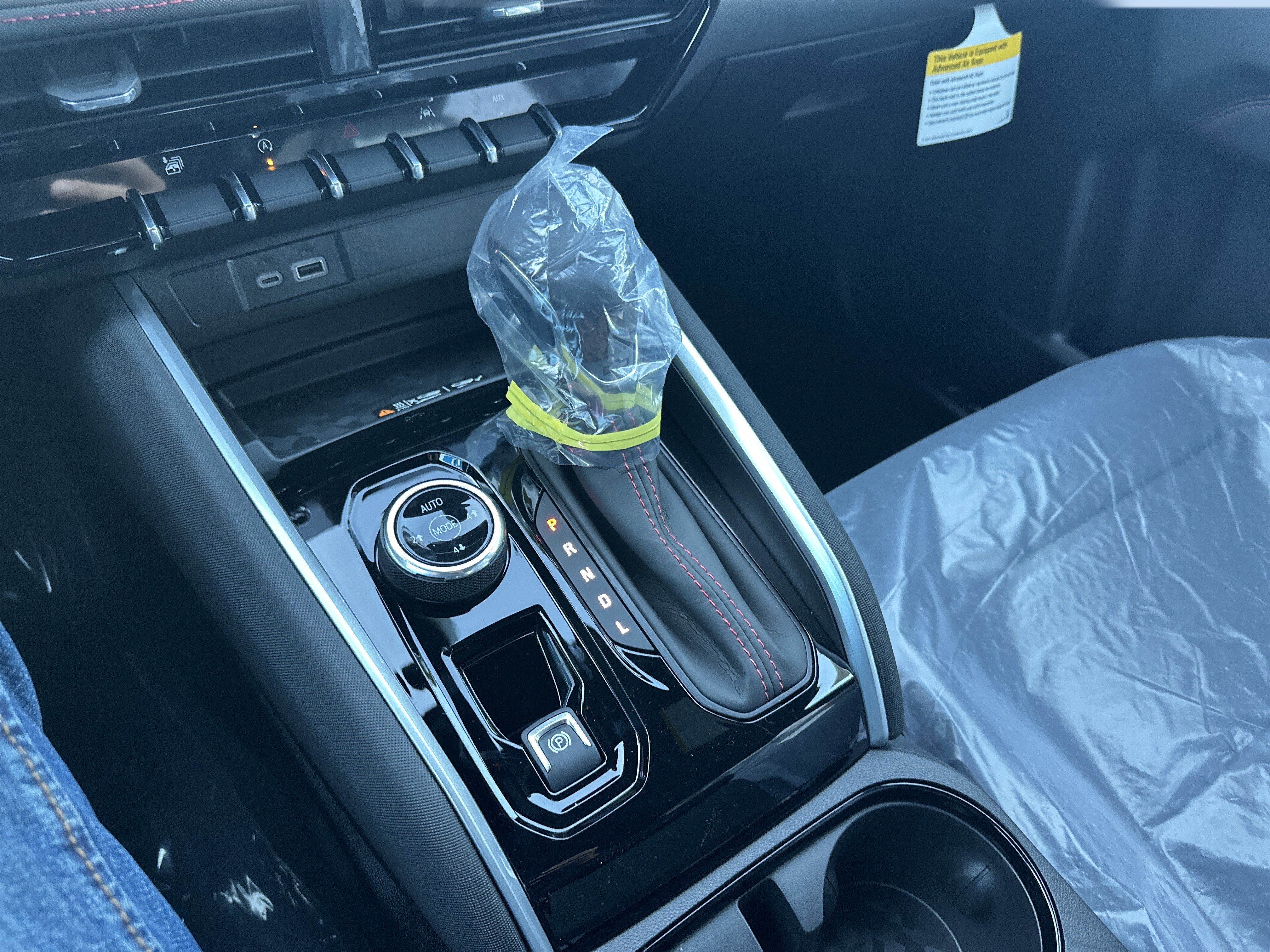 New 2026 Chevrolet Colorado Z71 w/ Technology Package image 14