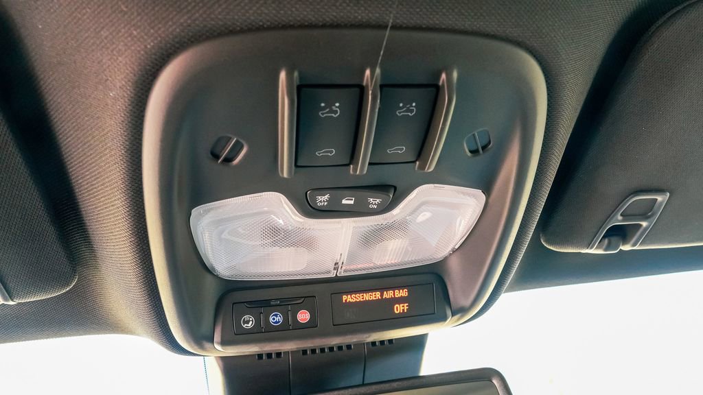 Used 2024 GMC Canyon AT4X w/ AT4X AEV Edition image 25