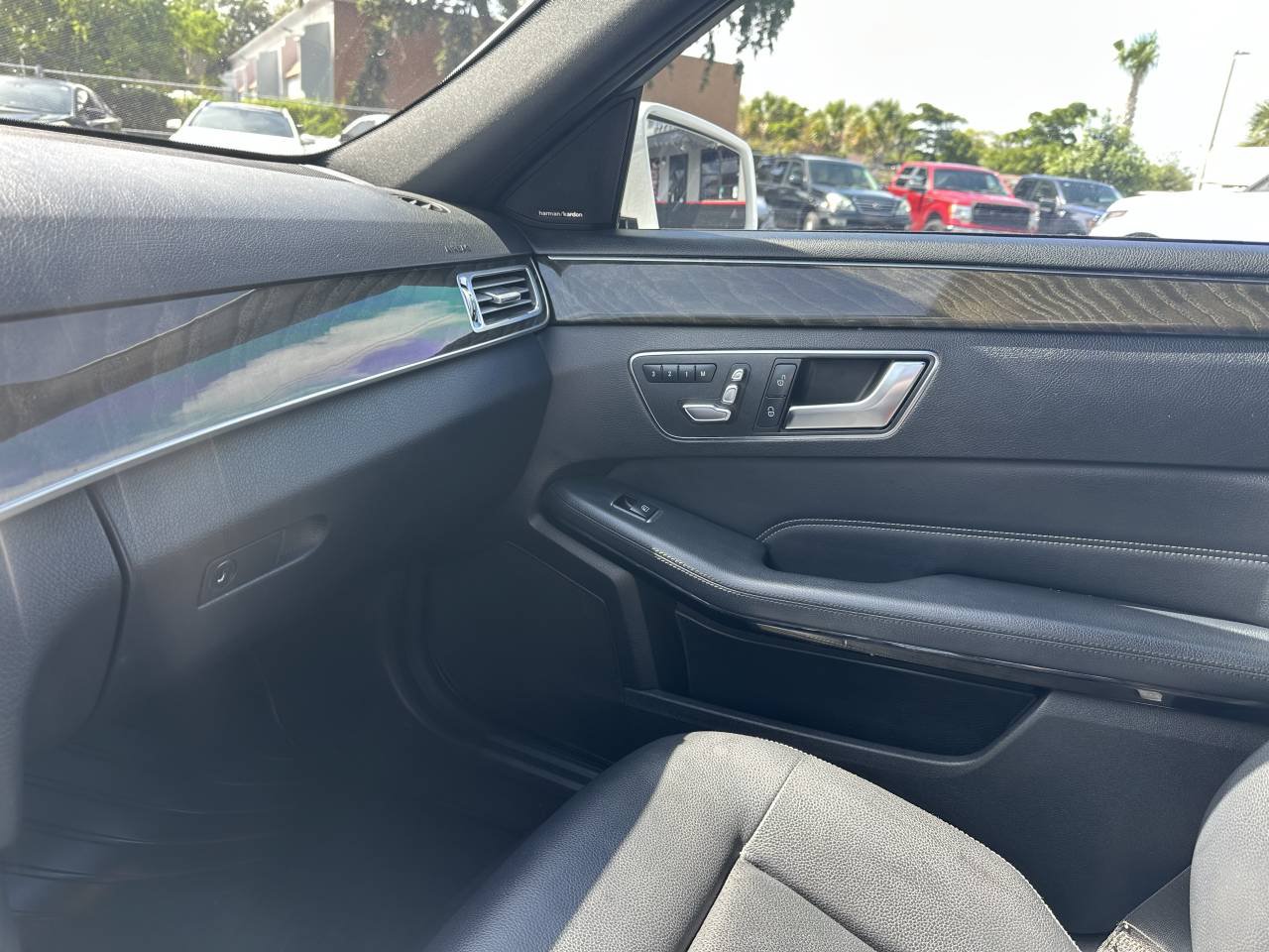 Used 2016 Mercedes-Benz E 350 Sedan image 19