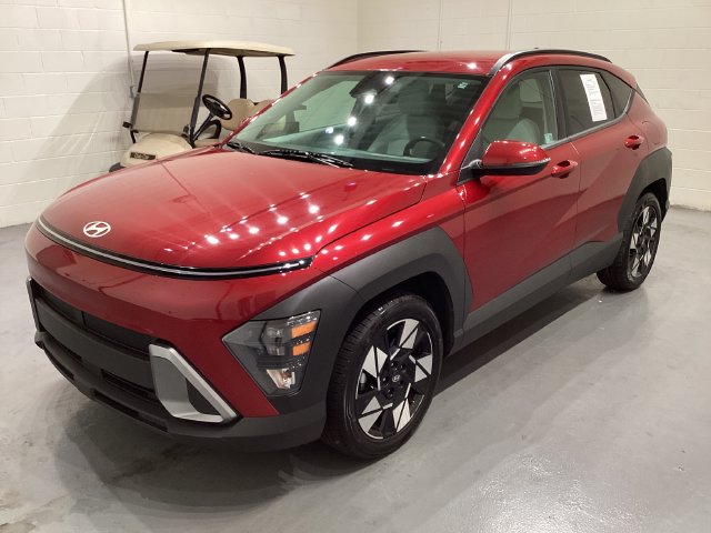 Used 2025 Hyundai Kona SEL FWD image 3