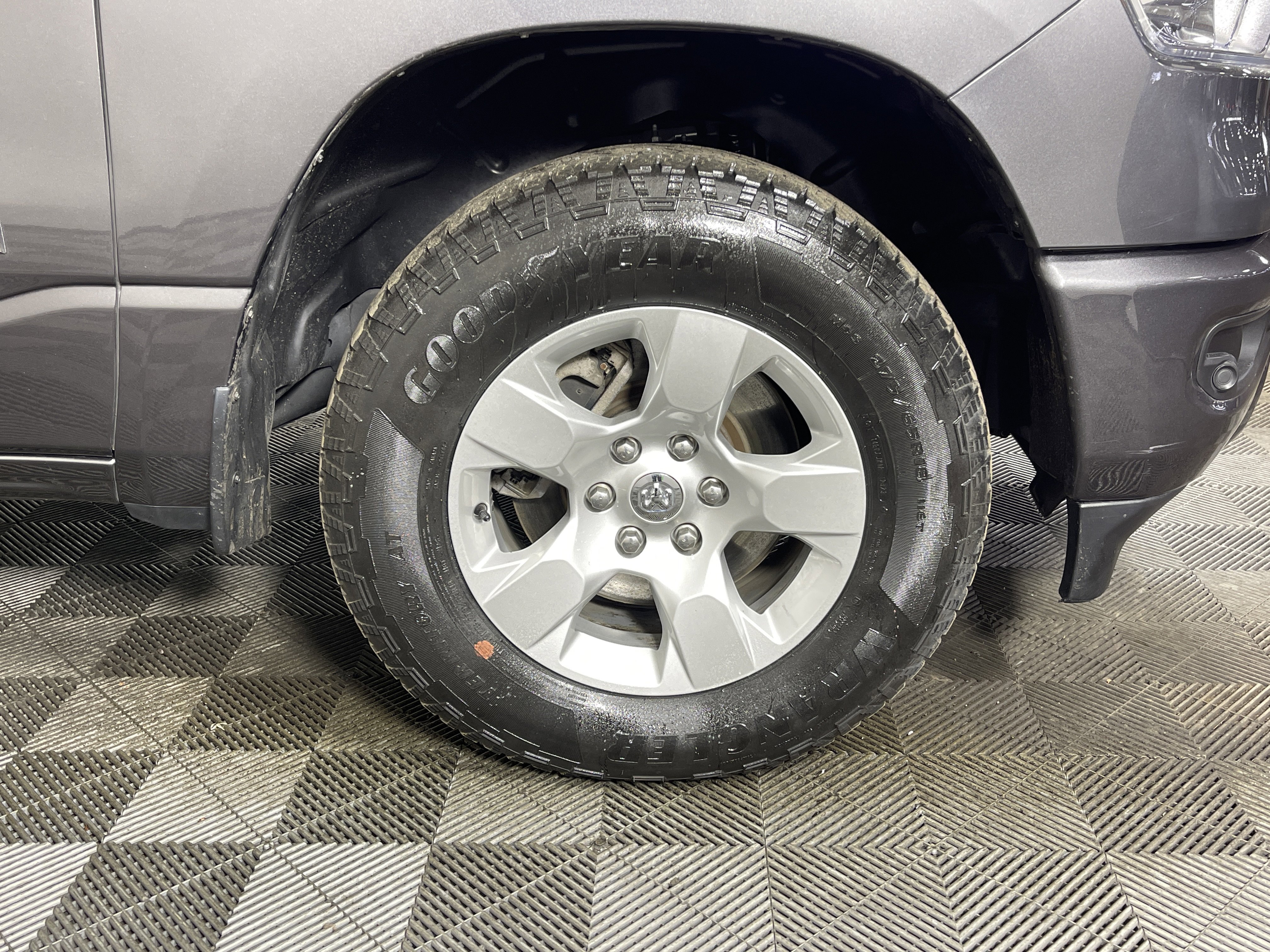 Used 2024 RAM 1500 Big Horn image 10