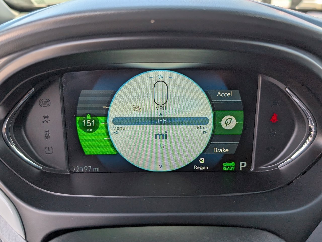 Used 2019 Chevrolet Bolt Premier FWD image 19