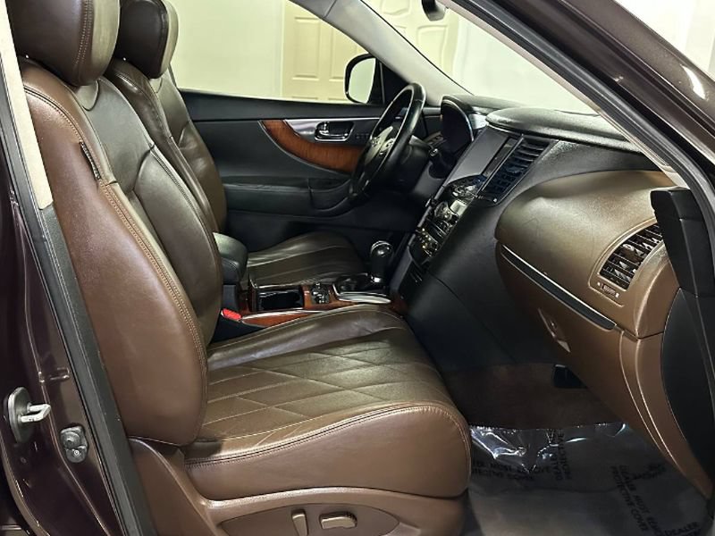 Used 2010 INFINITI FX35 2WD w/ Navigation Pkg image 22