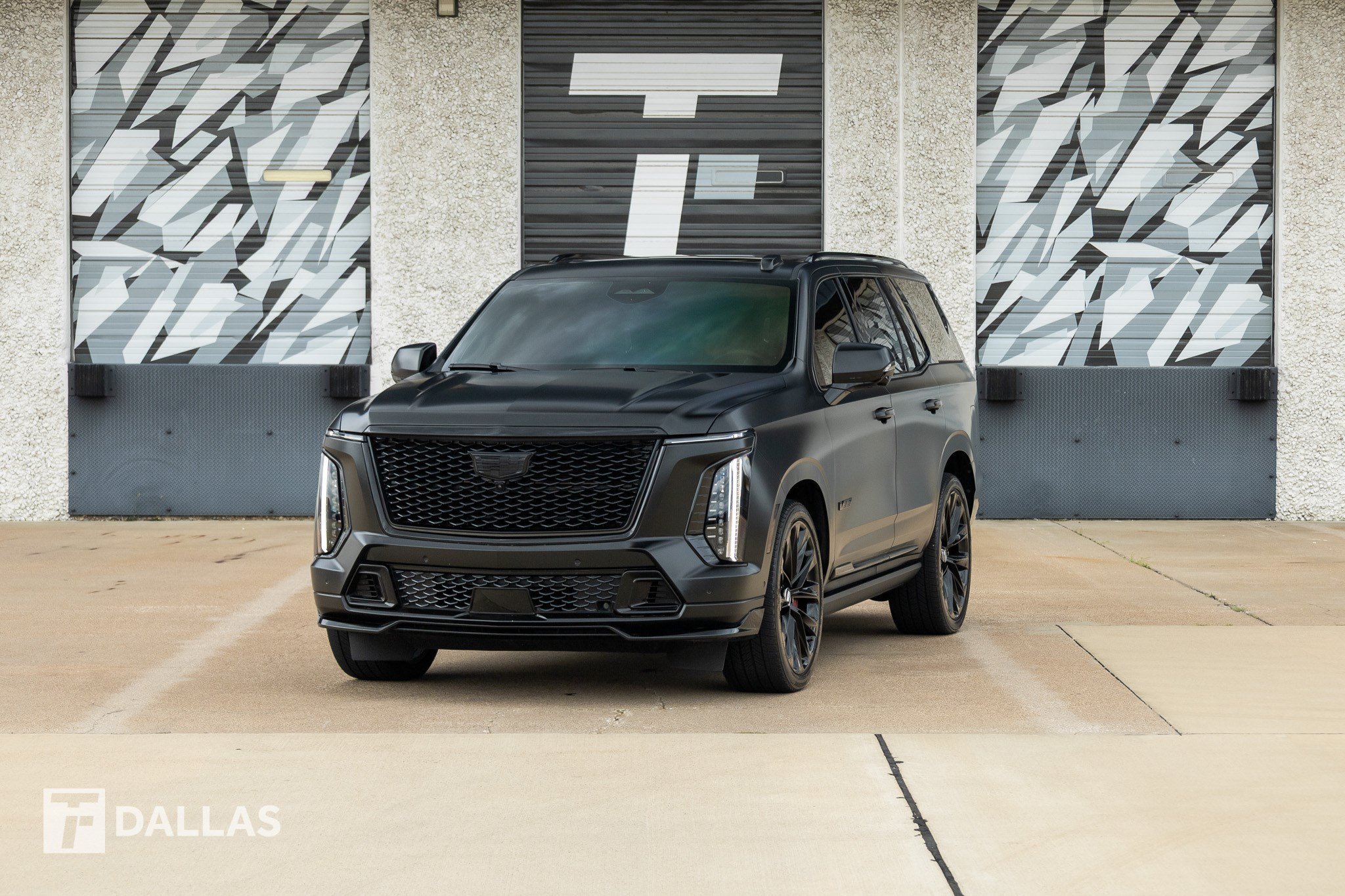Used 2025 Cadillac Escalade V w/ LPO, ONYX Package AWD/4WD image 5