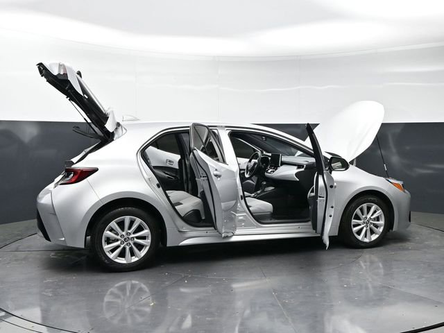 Used 2023 Toyota Corolla SE image 41