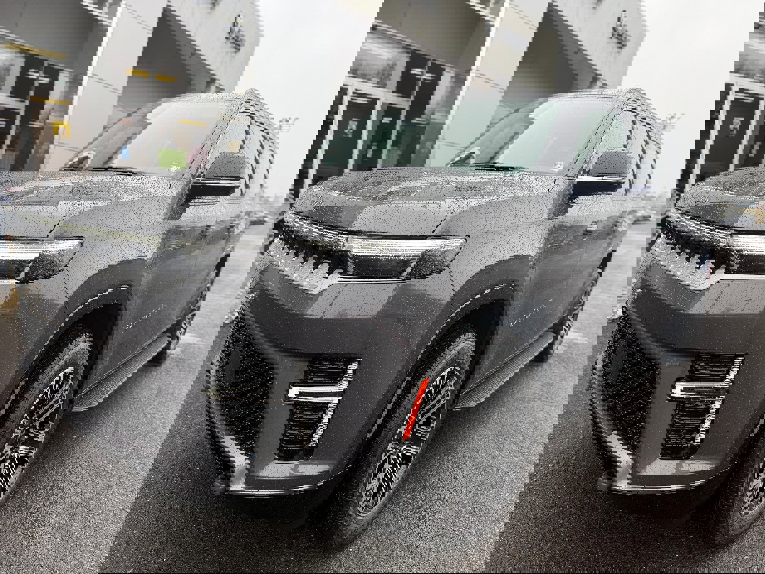 New 2026 Jeep Grand Wagoneer L 4WD image 4