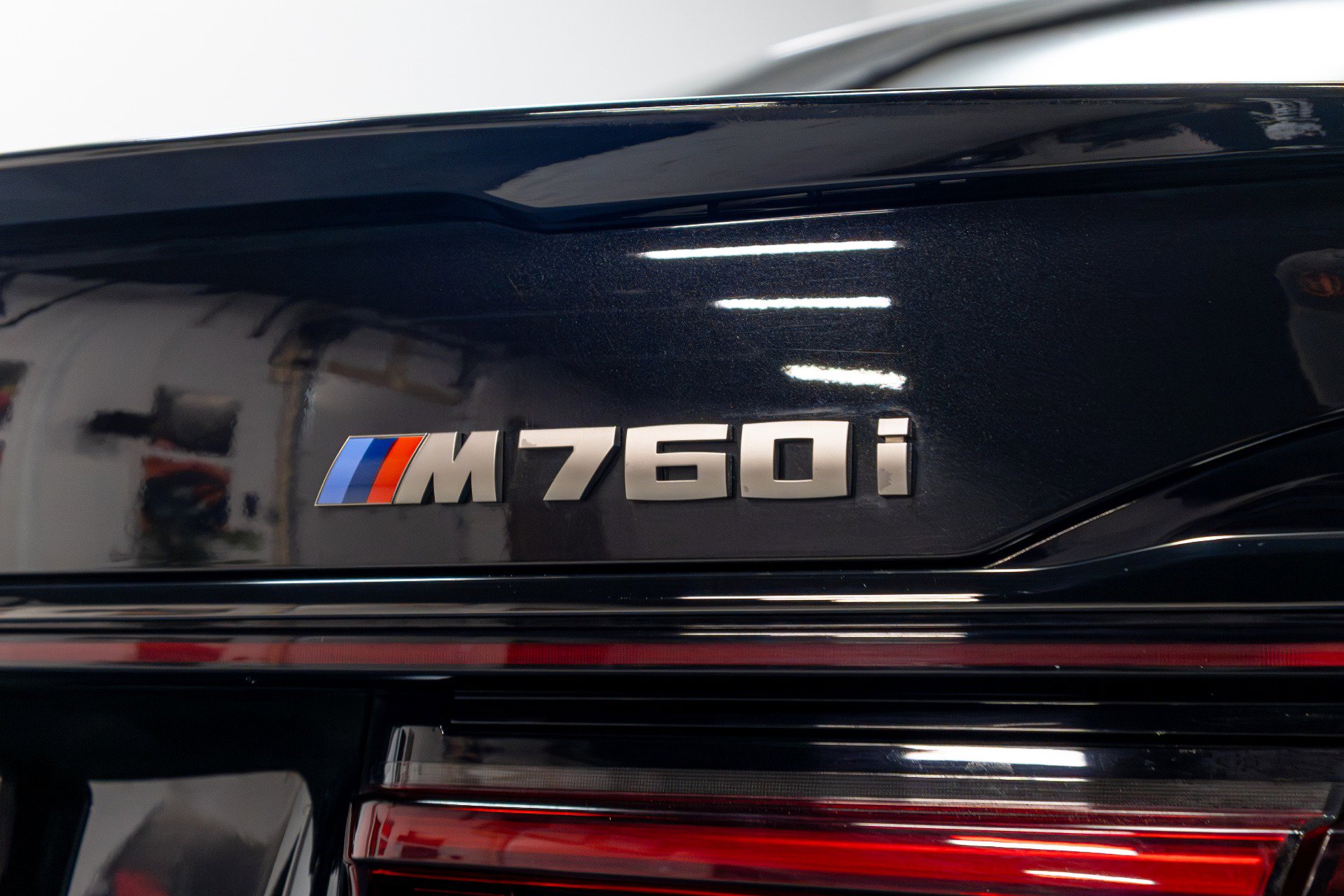 Used 2022 BMW M760i xDrive image 63