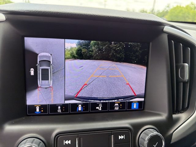 Used 2023 GMC Terrain SLT w/ Infotainment Package II FWD image 33