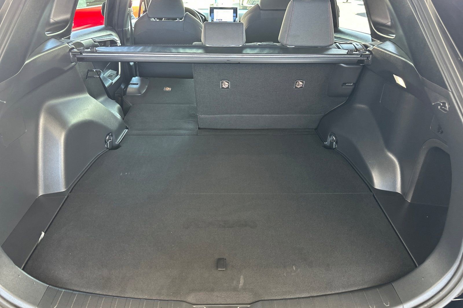 Used 2023 Toyota RAV4 SE w/ Weather & Moonroof Package AWD/4WD image 16