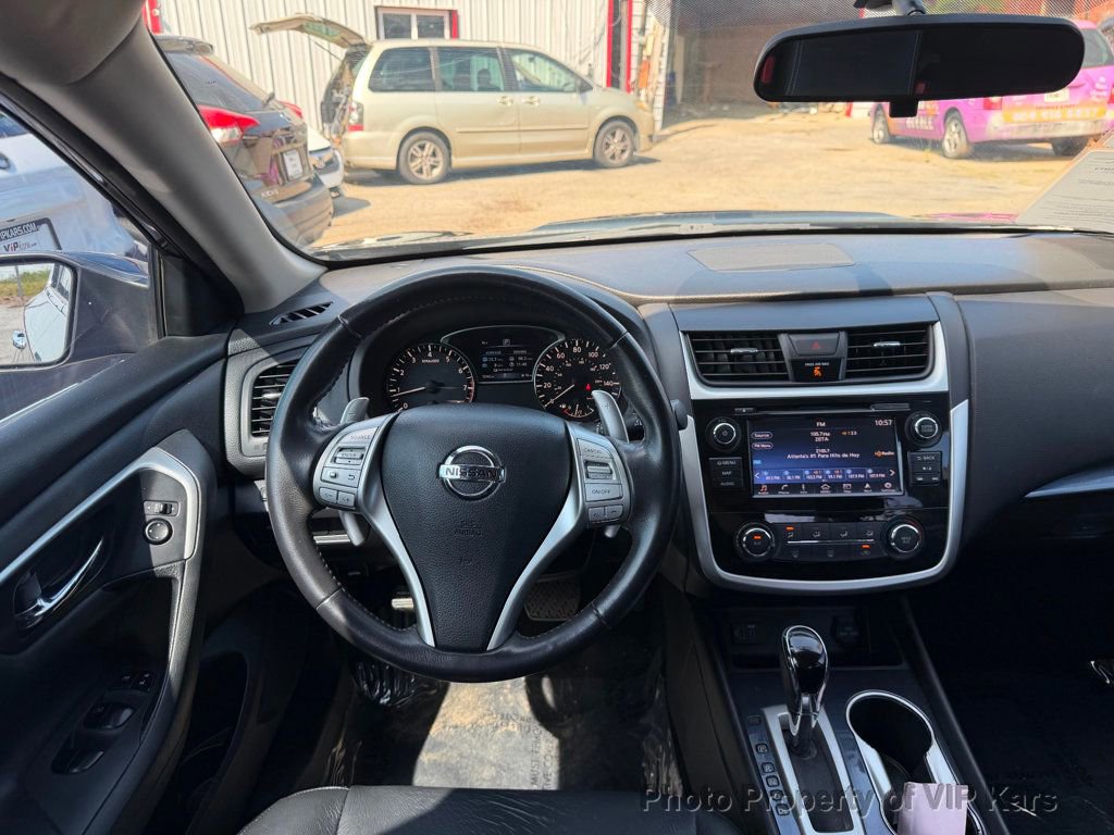 Used 2018 Nissan Altima 2.5 SR w/ SR Midnight Edition FWD image 14