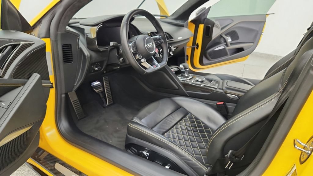 Used 2020 Audi R8 V10 performance AWD/4WD image 37