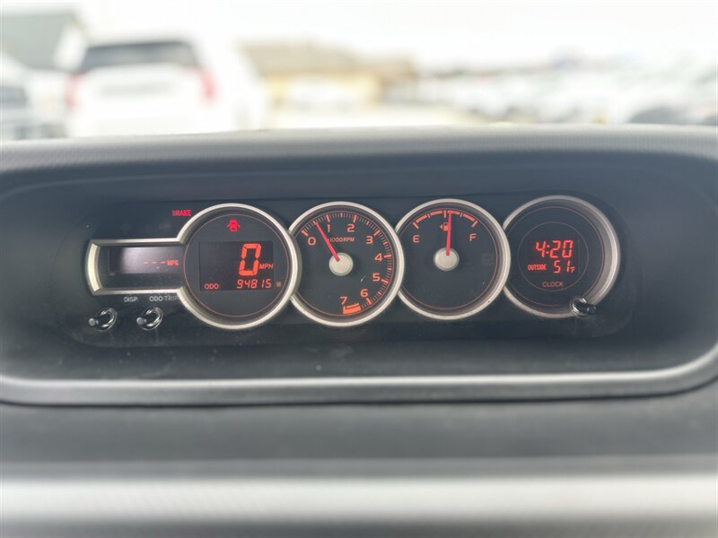Used 2012 Scion xB FWD image 28