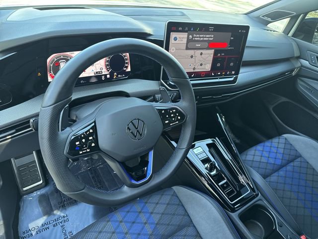Used 2025 Volkswagen Golf w/ Euro Style Package image 15