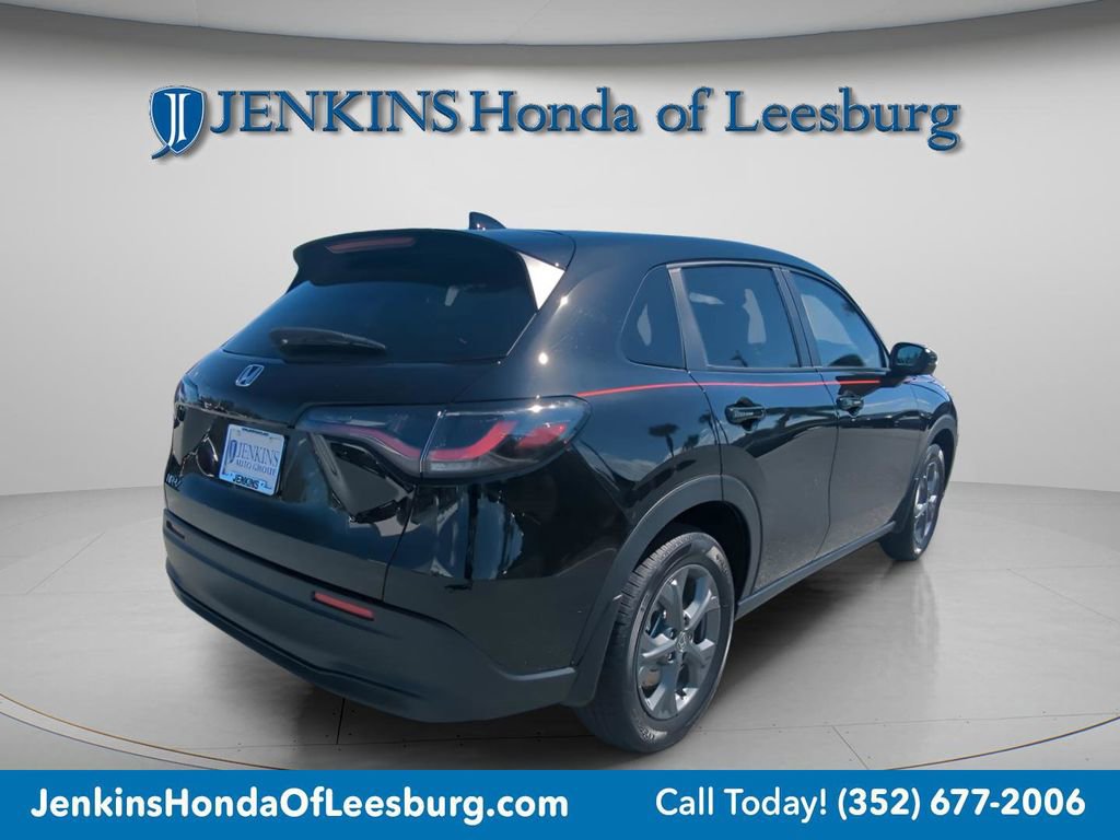 New 2026 Honda HR-V LX image 3
