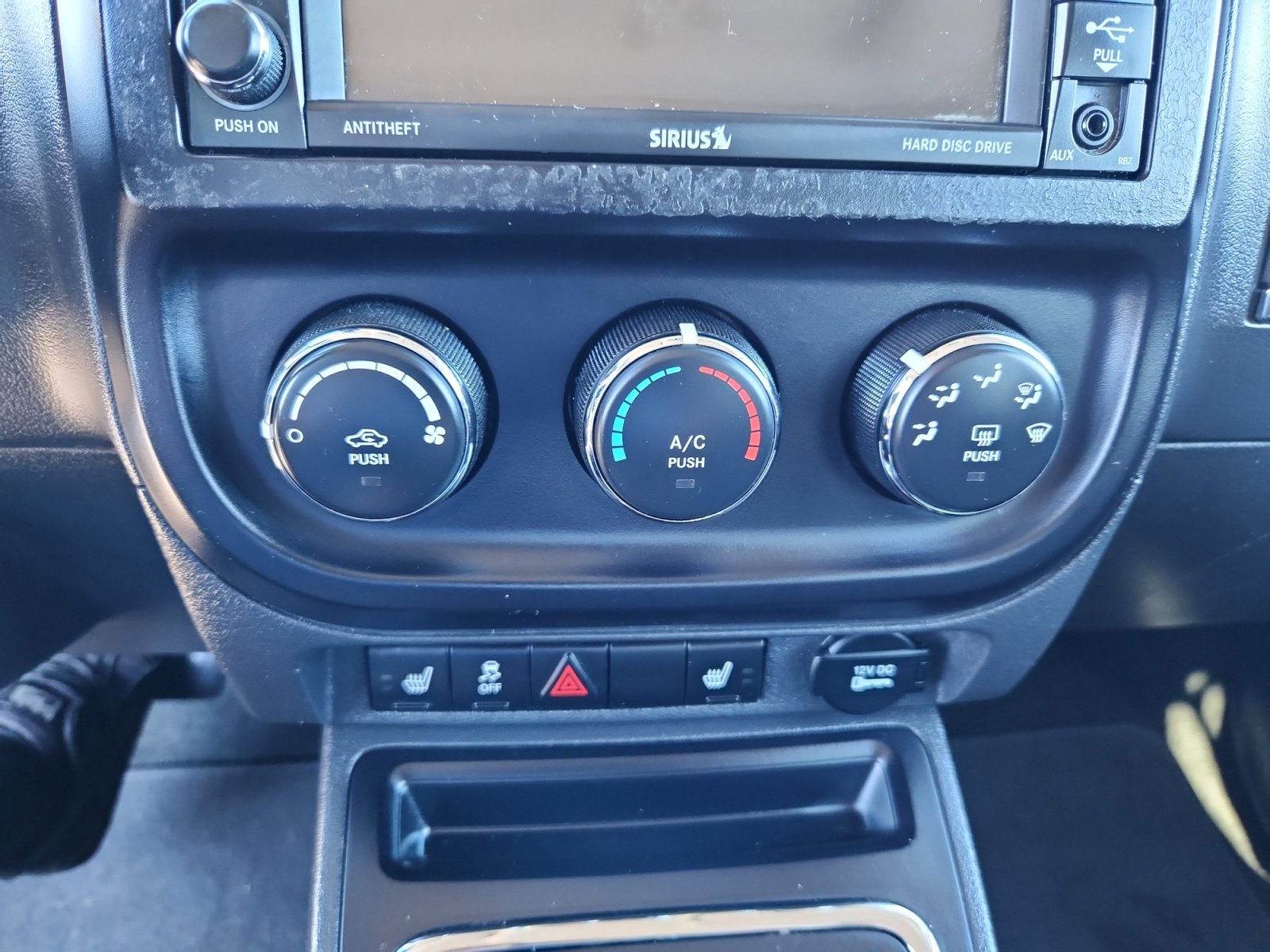 Used 2016 Jeep Patriot High Altitude image 29