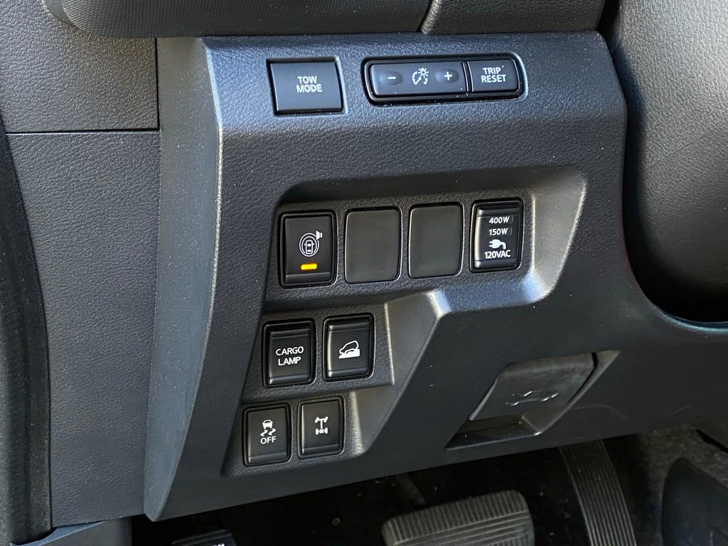 Used 2023 Nissan Frontier PRO-4X w/ Pro-4X Premium Package image 11