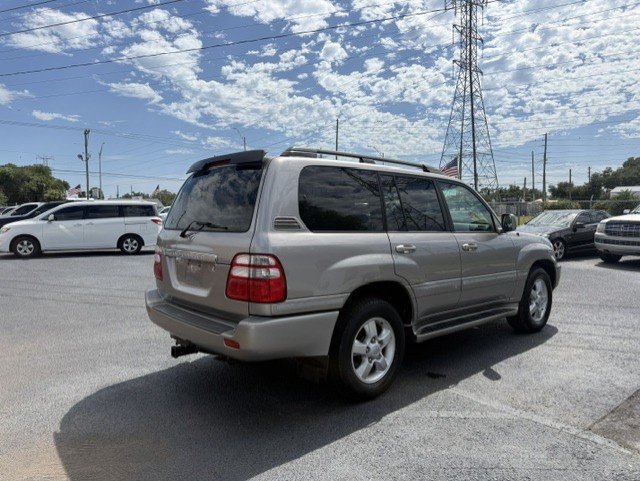 Used 2004 Toyota Land Cruiser AWD/4WD image 4