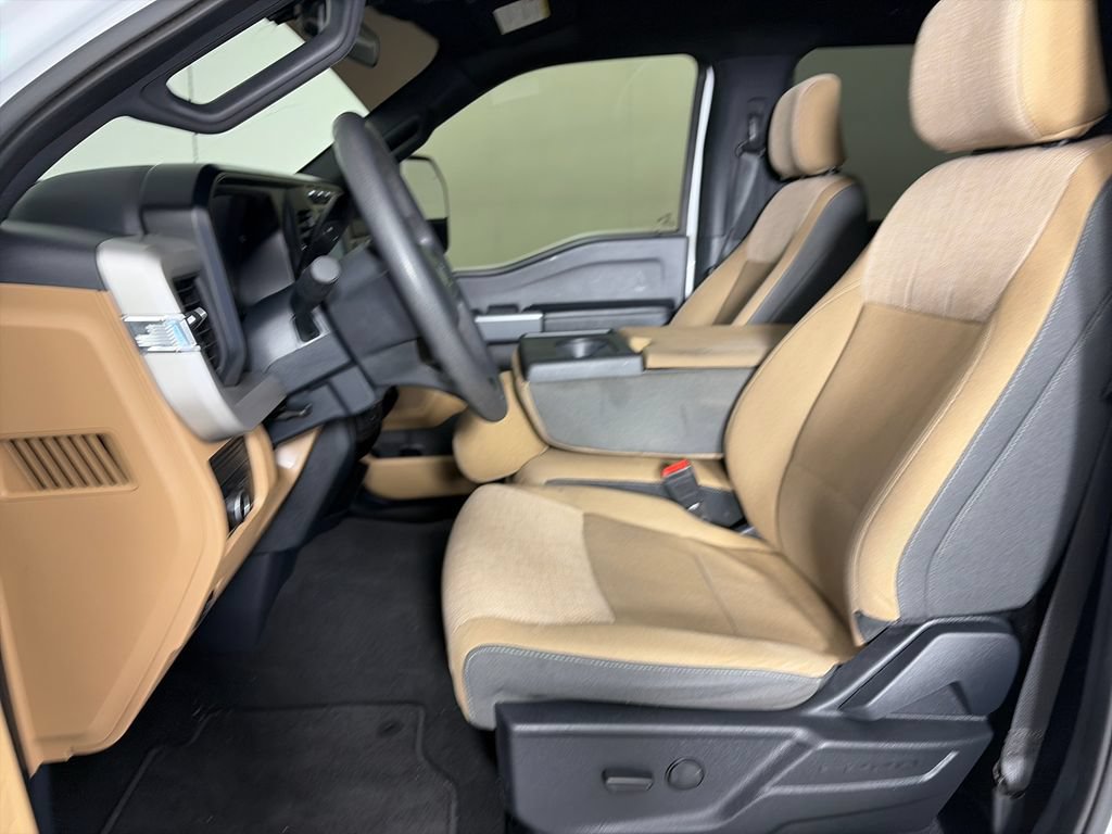 Used 2024 Ford F250 XLT AWD/4WD image 11