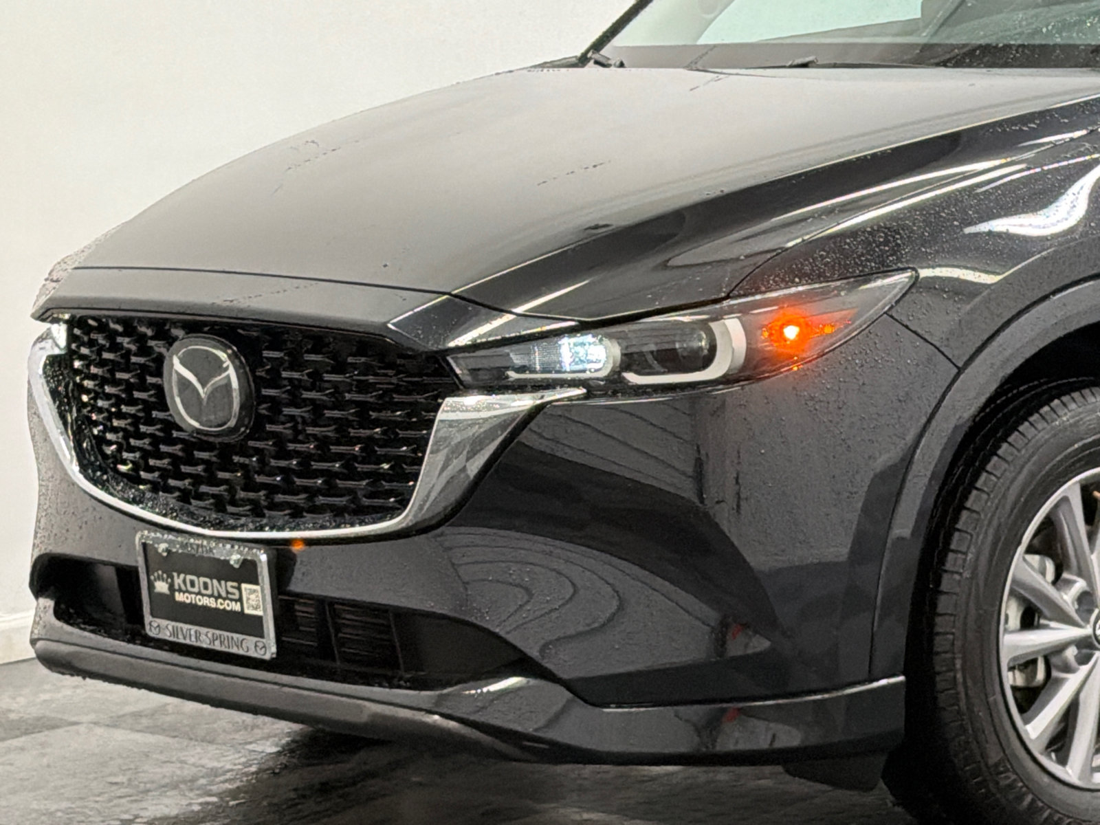 Used 2025 MAZDA CX-5 AWD 2.5 S w/ Select Package image 2