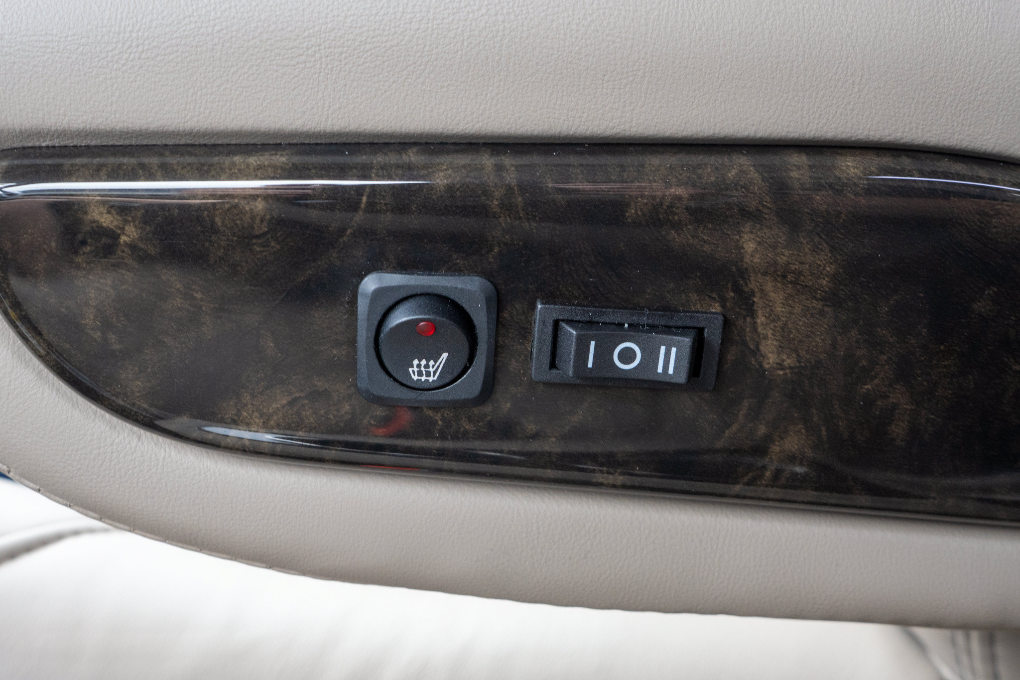 New 2026 GMC Savana 2500 w/ Driver Convenience Package RWD image 16