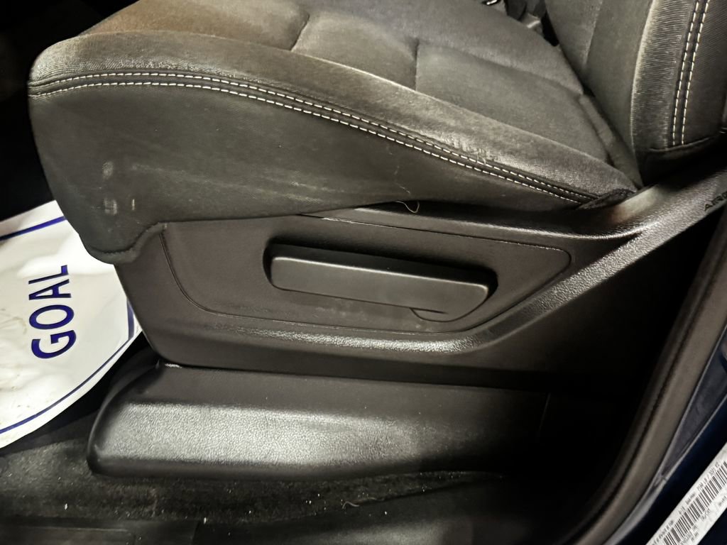 Used 2019 RAM 1500 Tradesman w/ SXT Appearance Group image 17