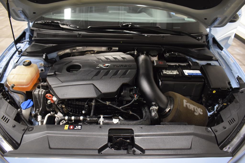 Used 2021 Hyundai Veloster N image 32