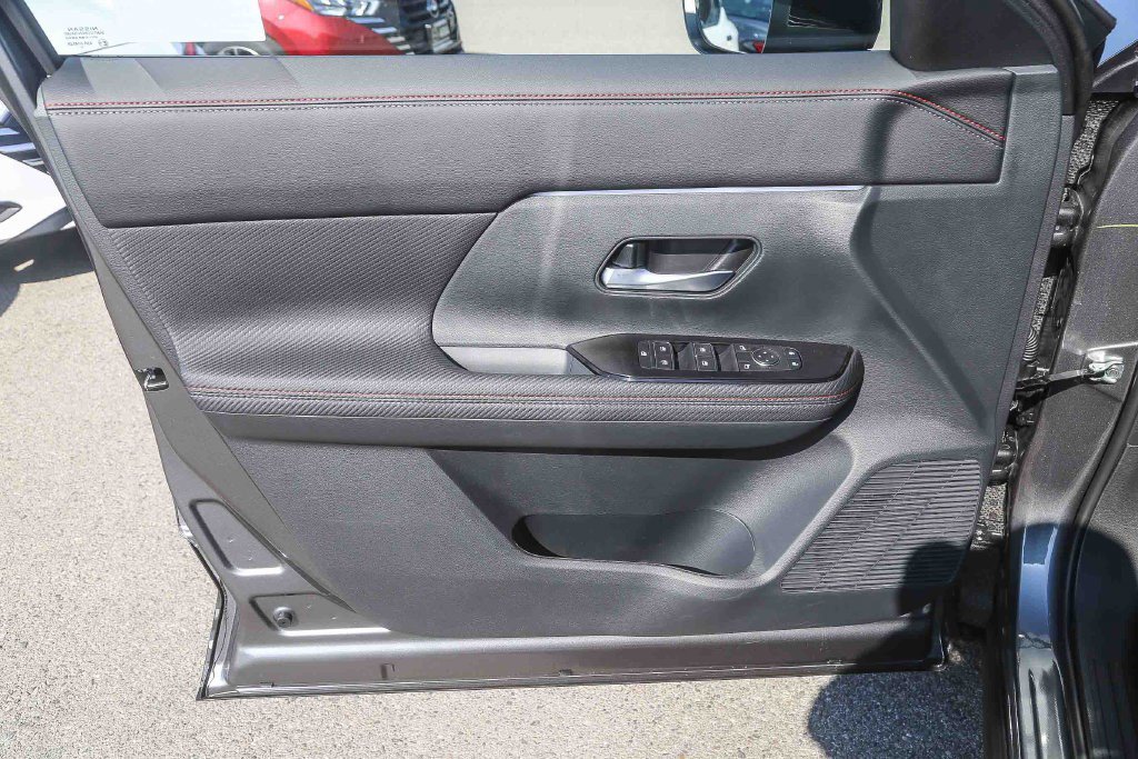New 2026 Nissan Kicks SR FWD image 20