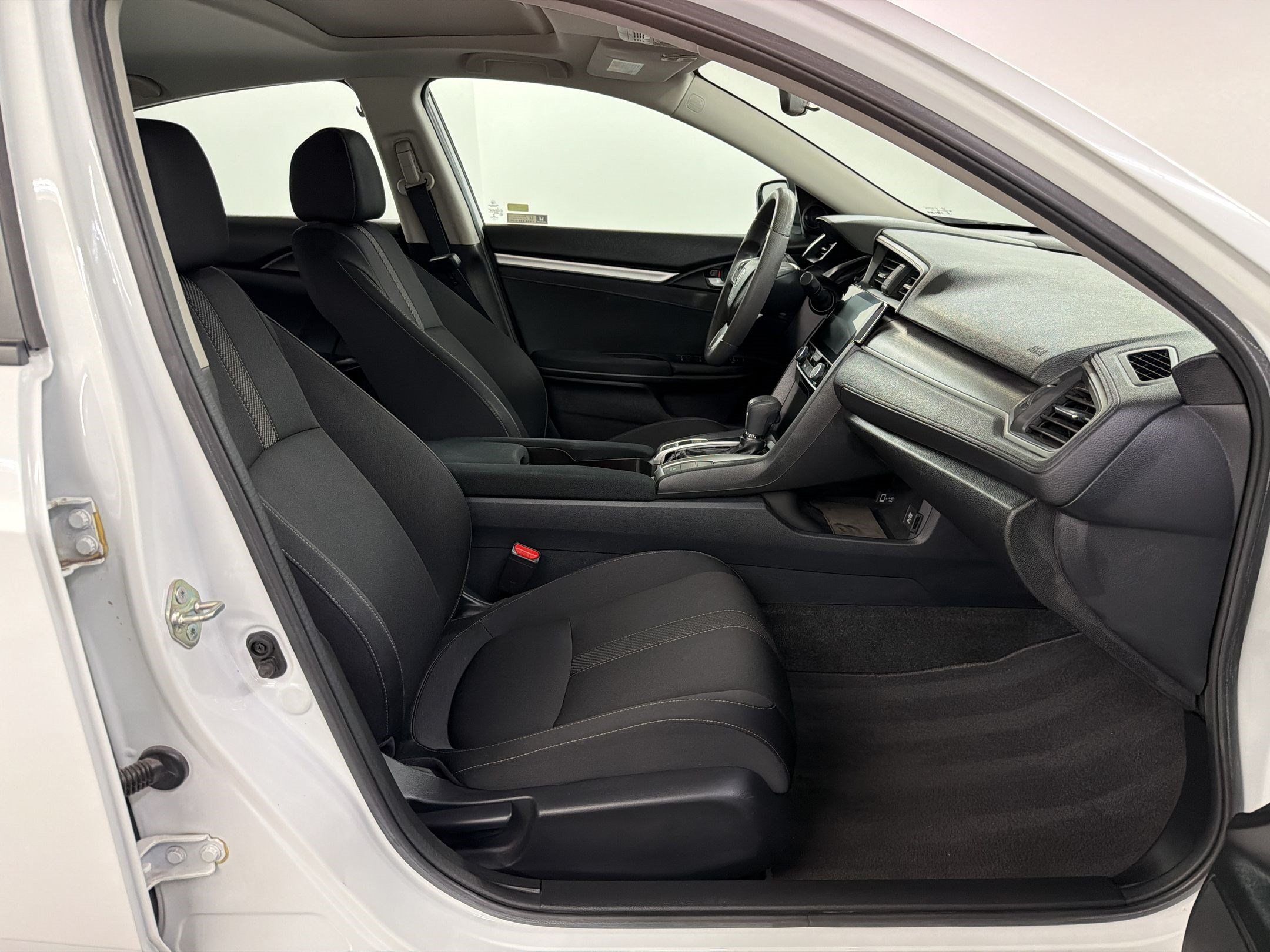 Certified 2018 Honda Civic EX image 23