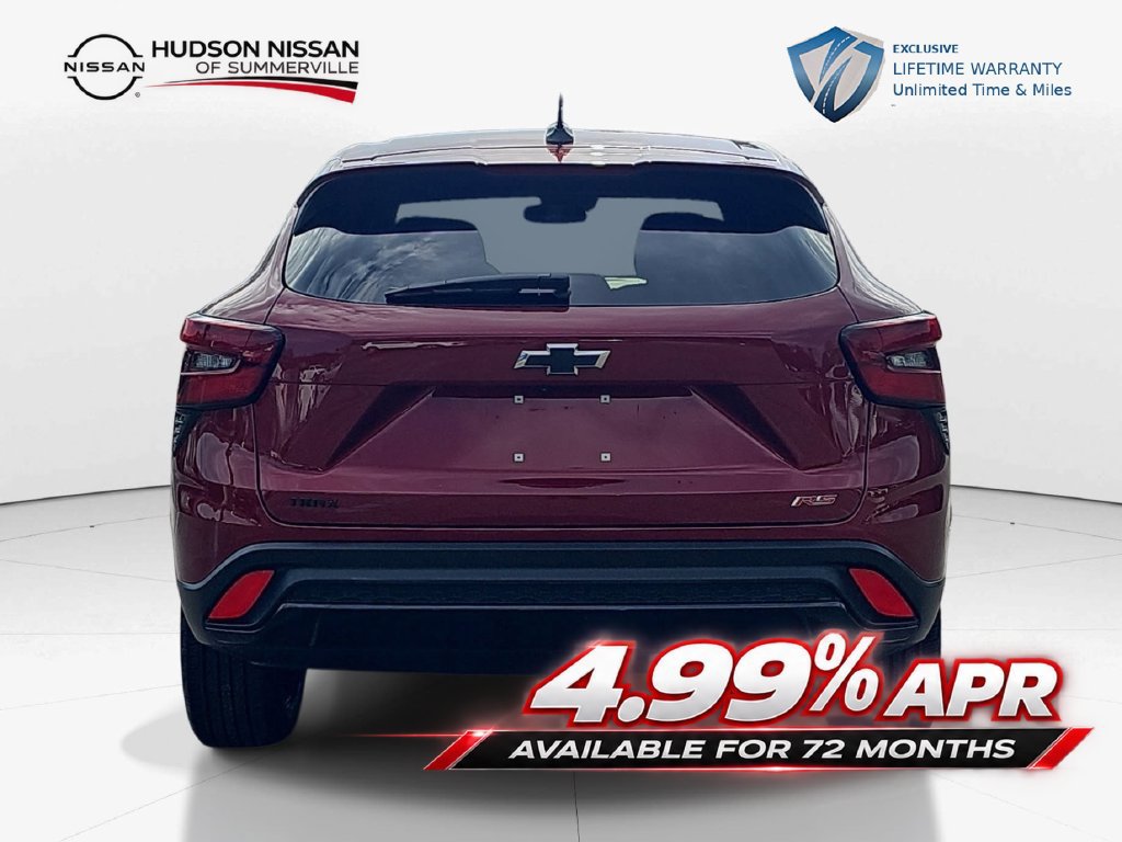 Used 2024 Chevrolet Trax RS w/ Driver Confidence Package FWD image 8