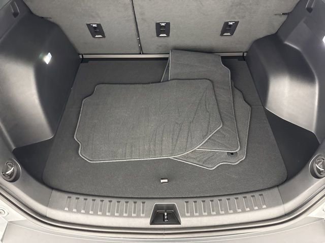 Used 2026 Chevrolet Equinox LT w/ Convenience Package II image 25