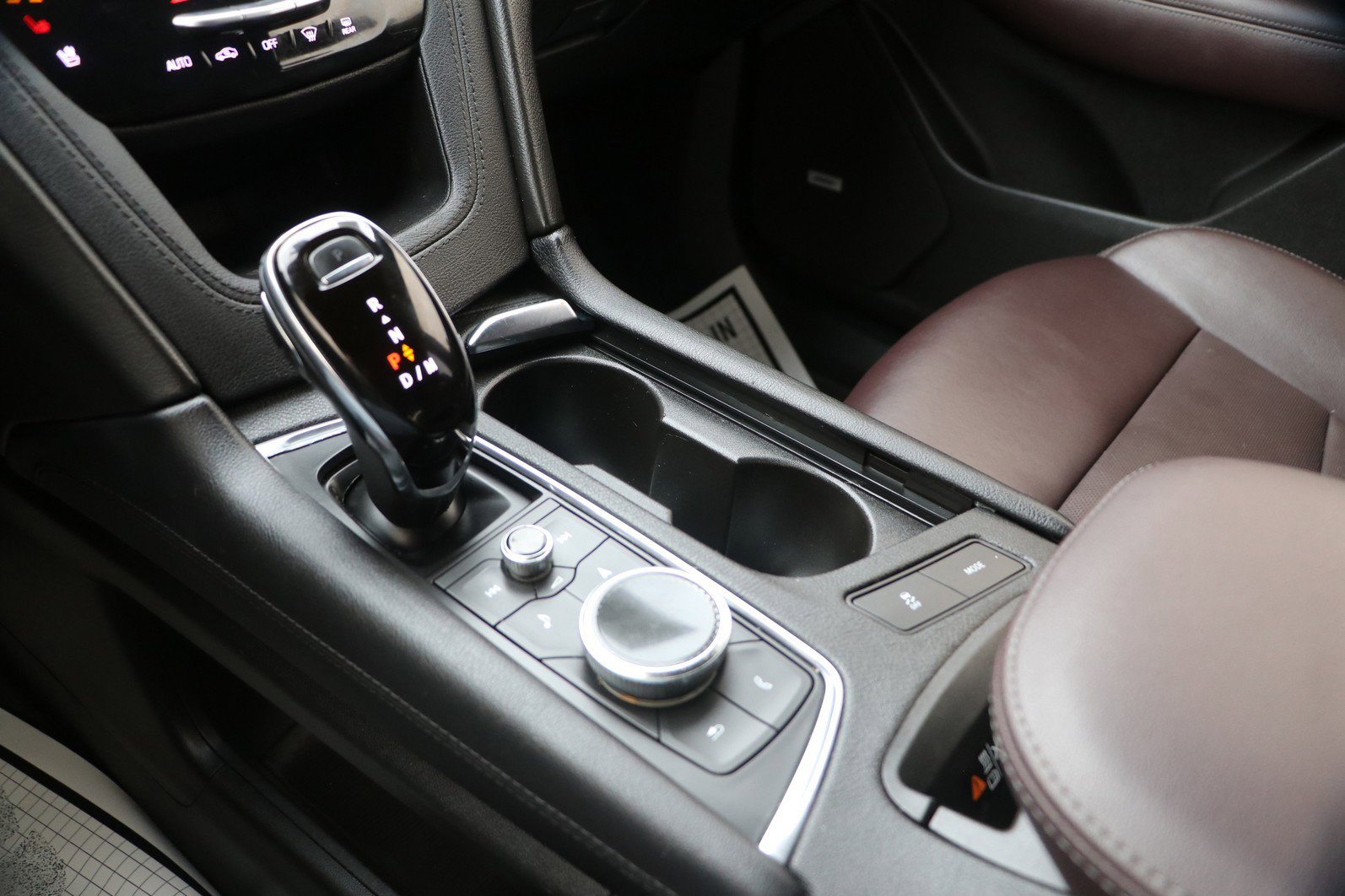 Used 2020 Cadillac XT6 Premium Luxury image 26