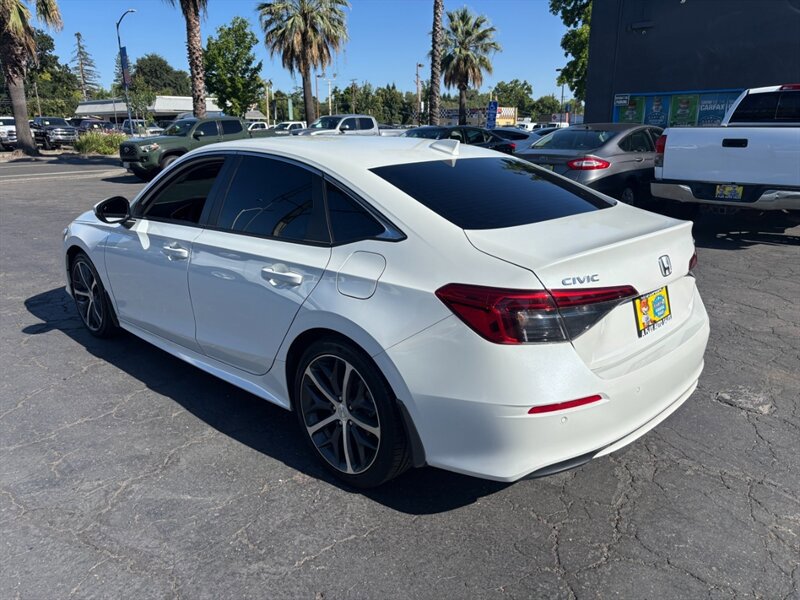 Used 2024 Honda Civic Touring image 7