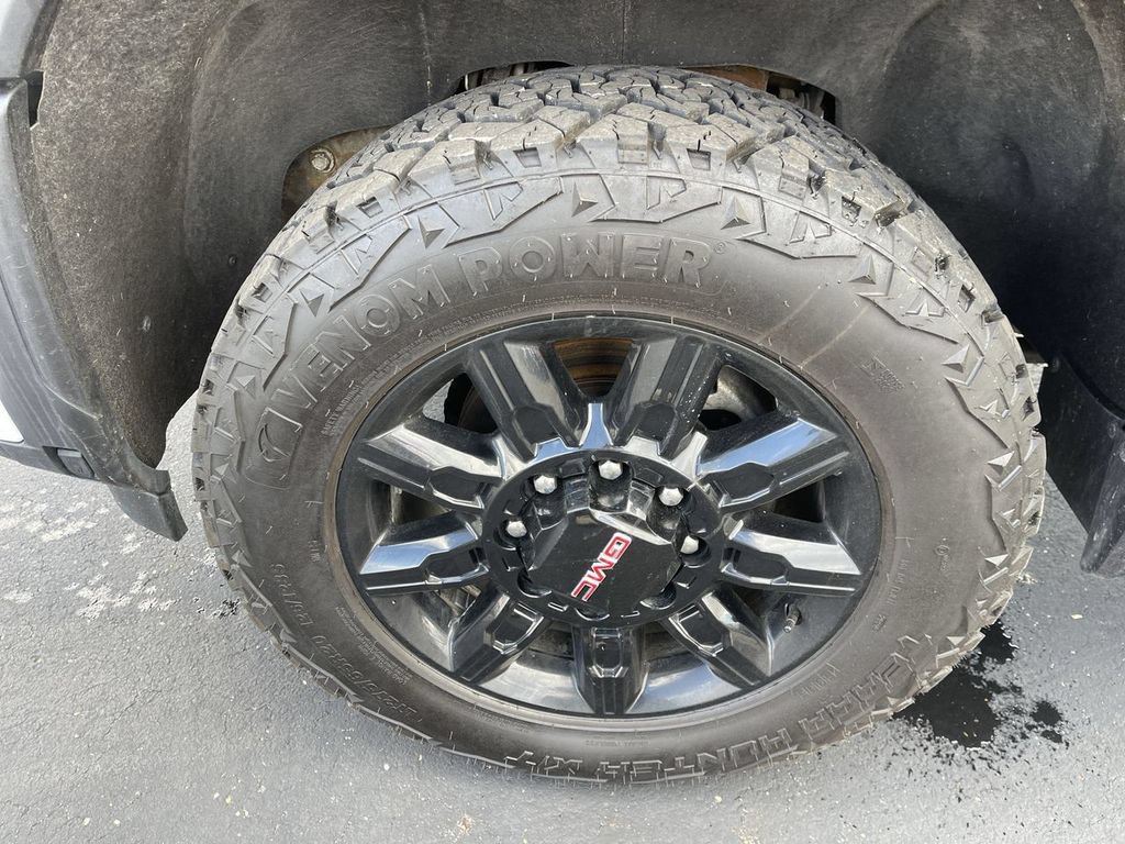 Used 2024 GMC Sierra 2500 AT4 w/ AT4 Premium Plus Package AWD/4WD image 10