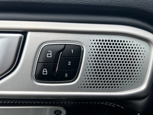 Used 2024 Ford Explorer ST w/ Equipment Group 401A AWD/4WD image 35
