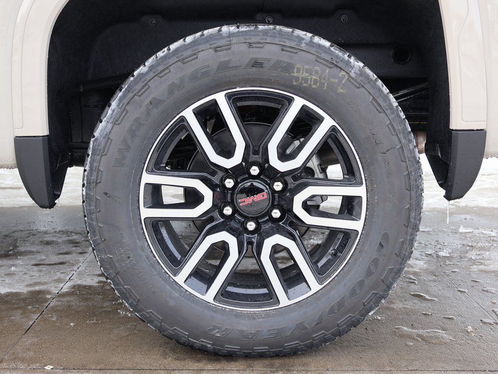 New 2026 GMC Sierra 1500 AT4 w/ AT4 Premium Package AWD/4WD image 50