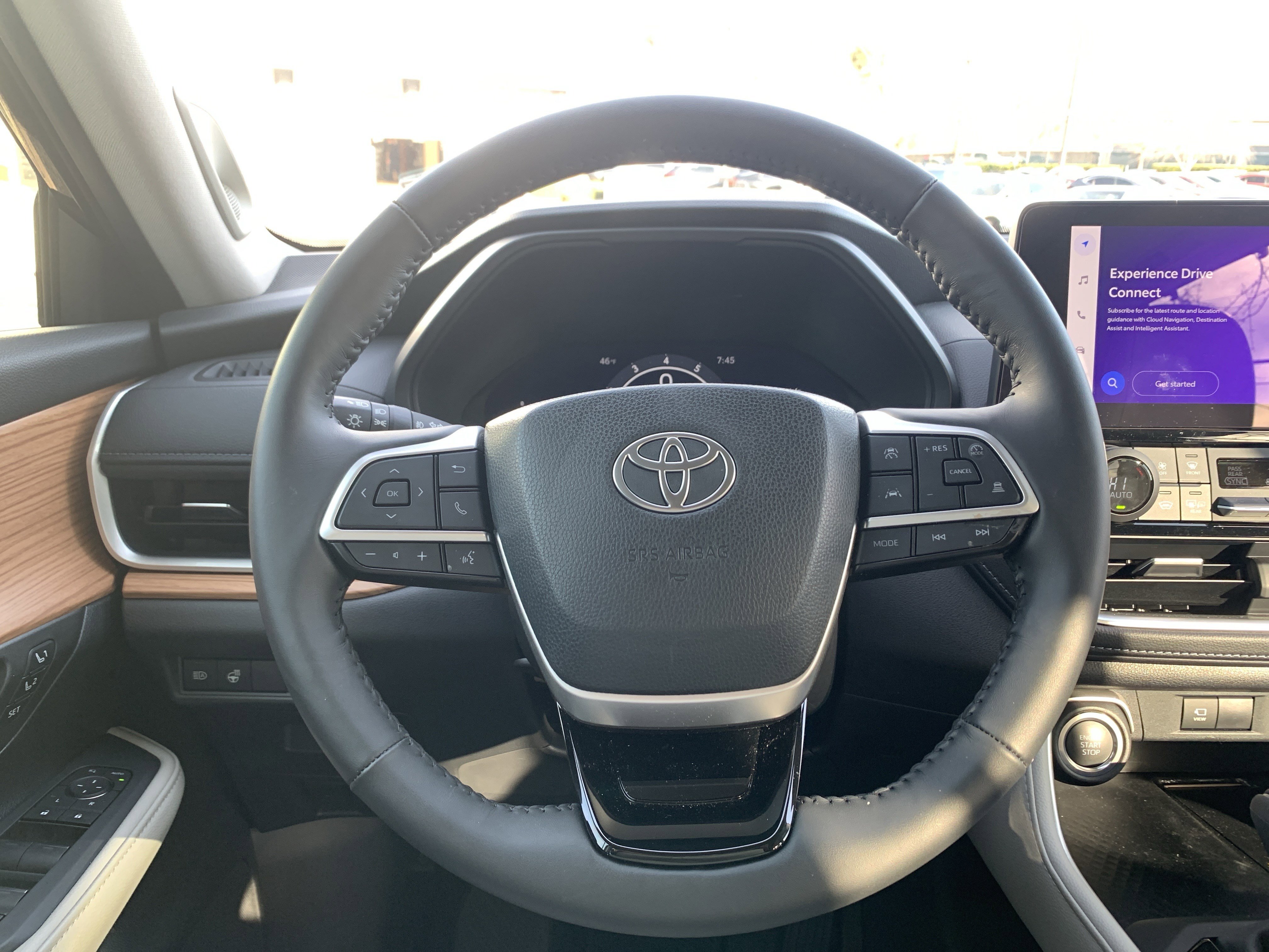 Used 2025 Toyota Grand Highlander AWD image 18