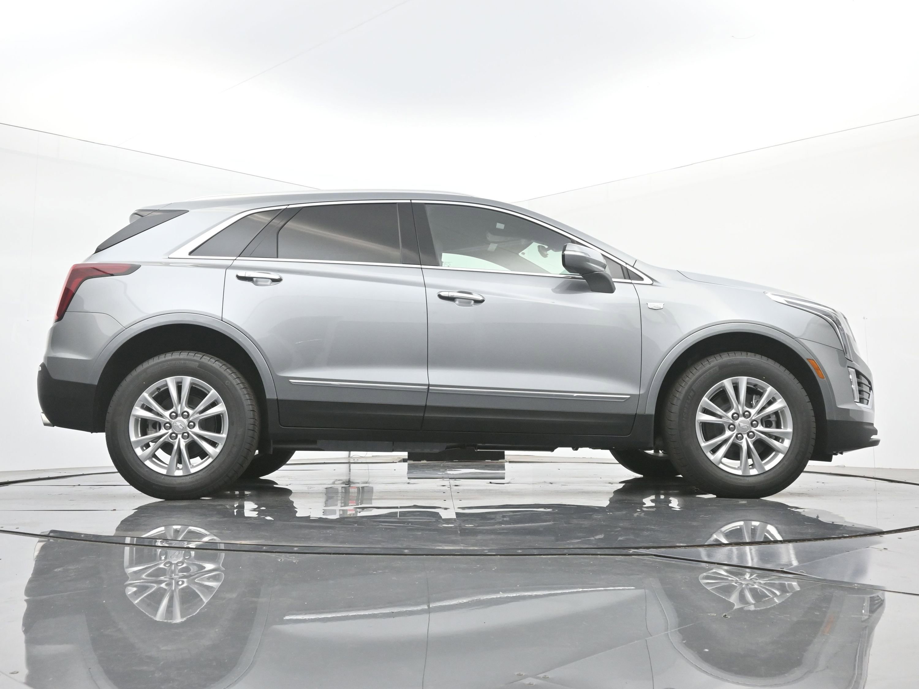 New 2025 Cadillac XT5 Luxury AWD/4WD image 20