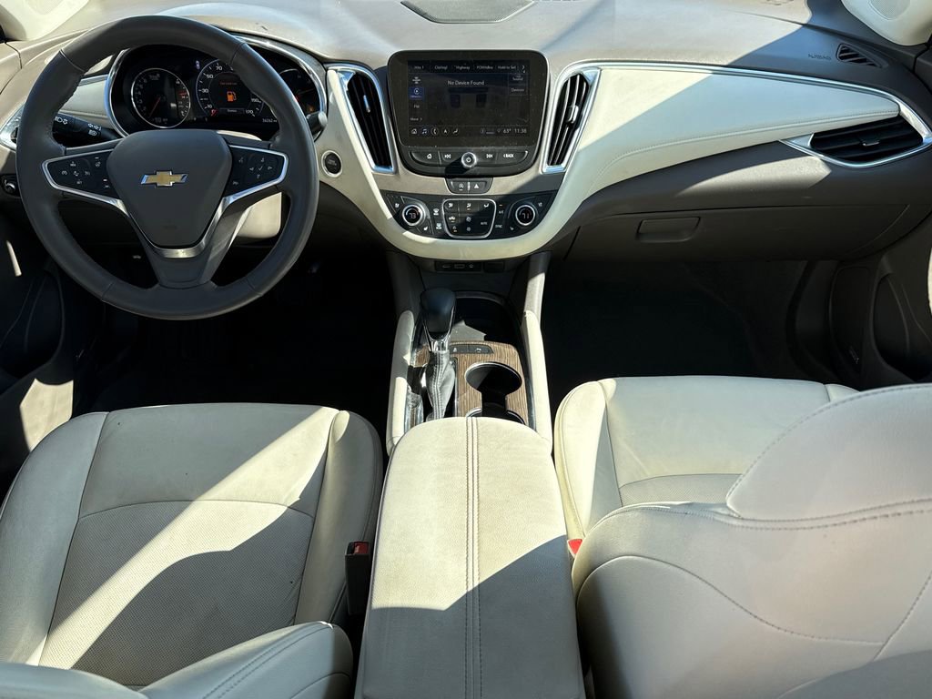 Used 2024 Chevrolet Malibu LT image 11