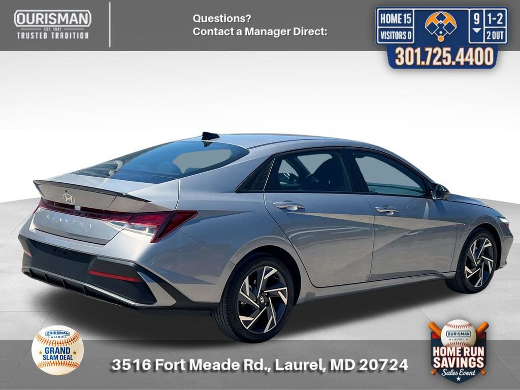 Used 2025 Hyundai Elantra Sport FWD image 2
