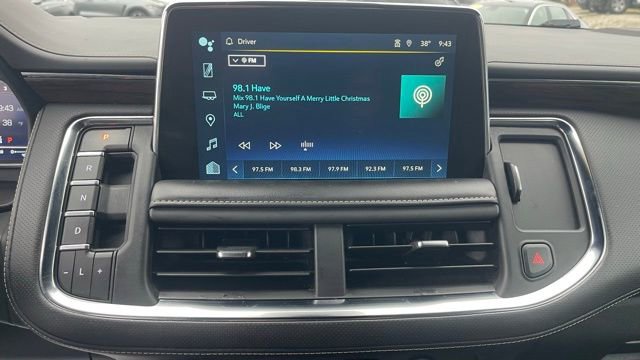 Used 2023 Chevrolet Suburban Premier image 19