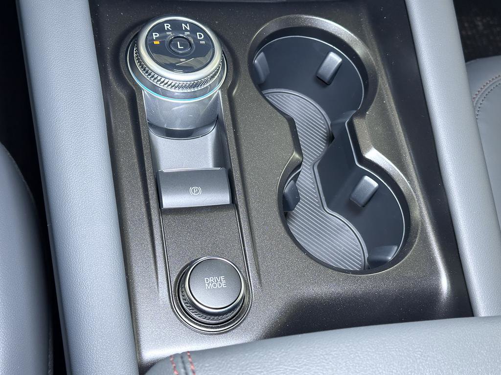 Used 2026 Ford Explorer Active w/ Active Comfort Package image 34