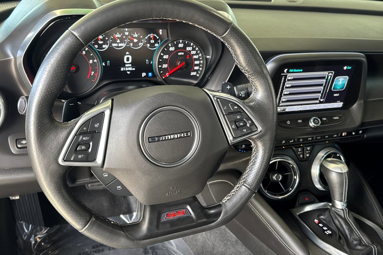 Used 2016 Chevrolet Camaro SS image 14