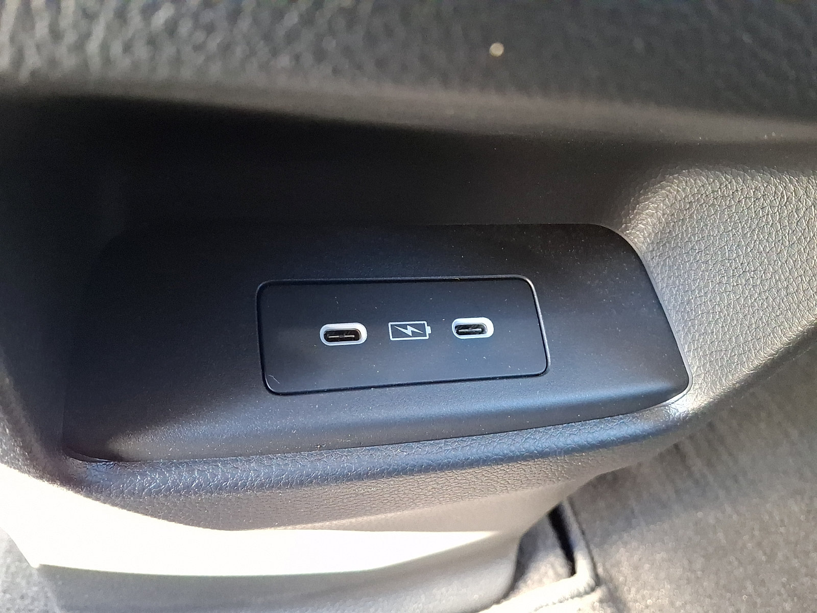 Used 2025 Honda CR-V EX image 11