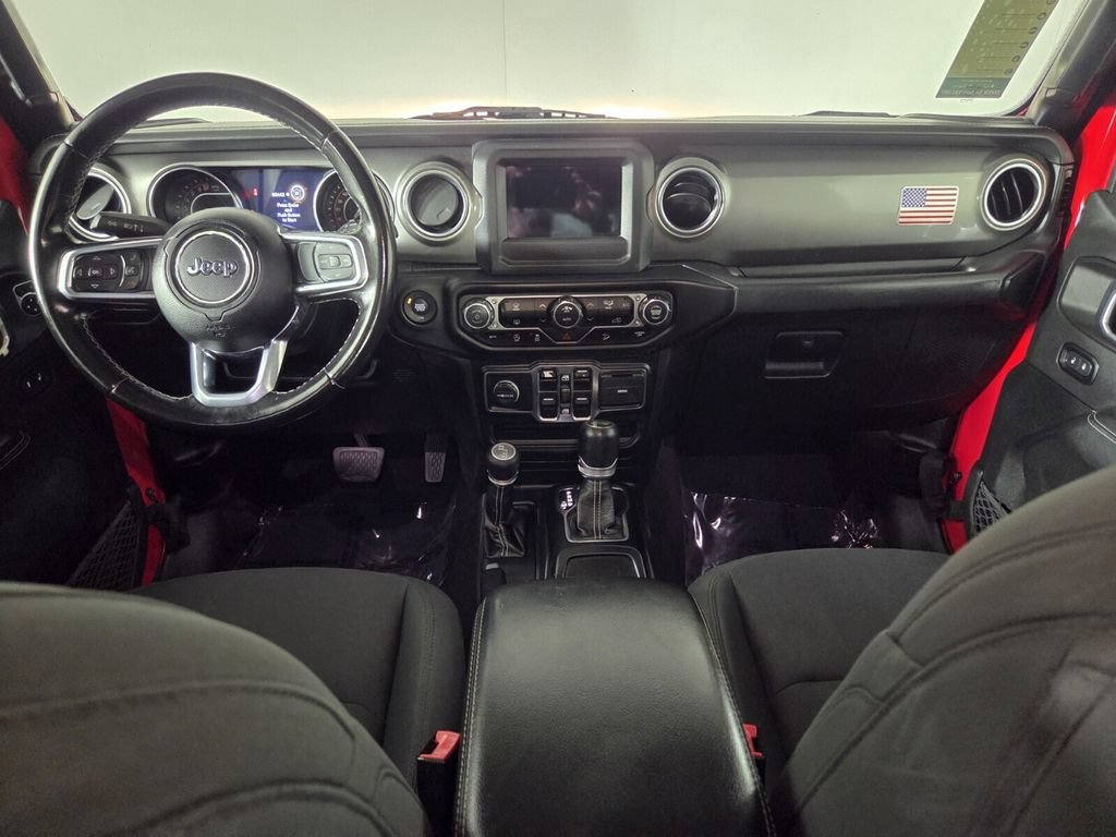 Used 2021 Jeep Wrangler Unlimited Sahara AWD/4WD image 26
