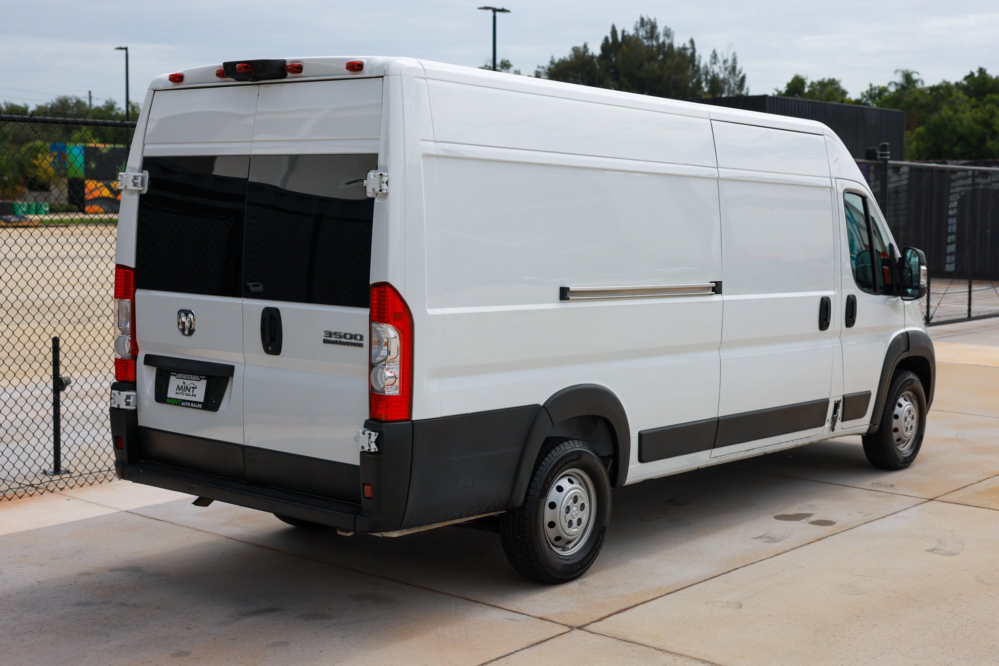 Used 2023 RAM ProMaster 3500 w/ Premium Convenience Group FWD image 15
