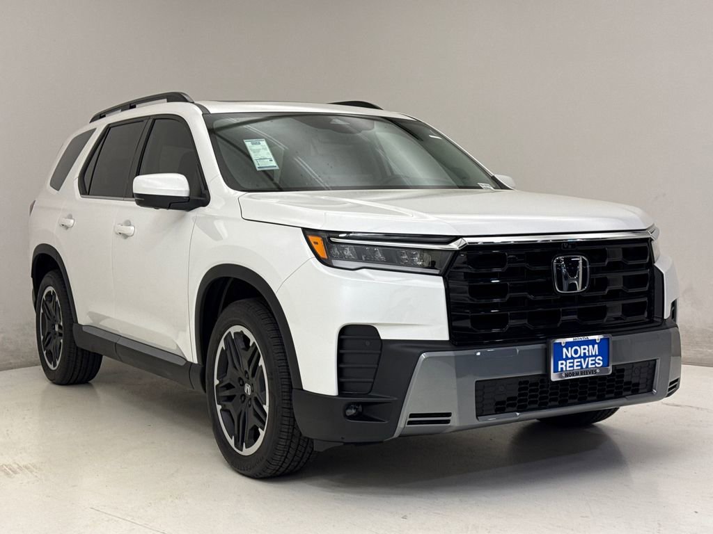 New 2026 Honda Pilot Touring image 4